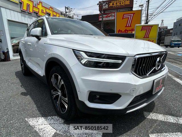 Volvo XC40 2022-07 6717696-25