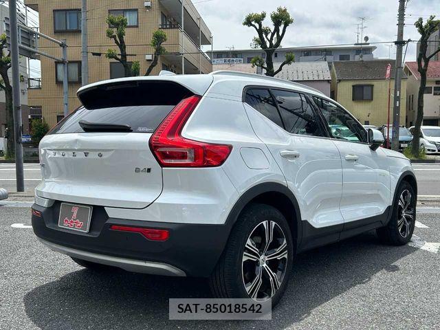 Volvo XC40 2022-07 6717696-27