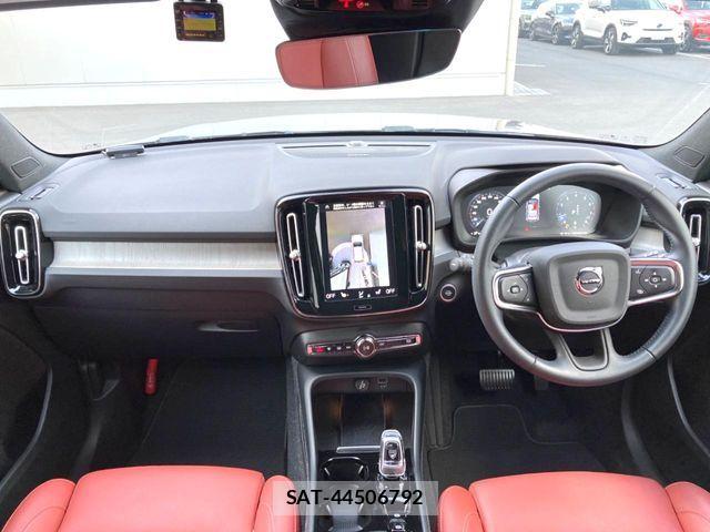 Volvo XC40 2021-05 6753810-1