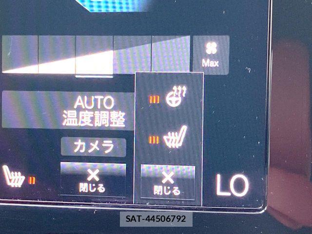 Volvo XC40 2021-05 6753810-7