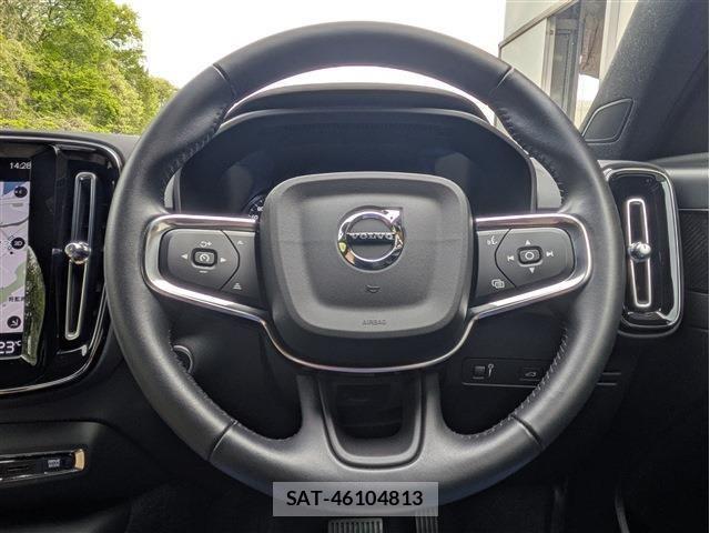 Volvo XC40 2021-07 6817883-11