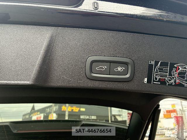 Volvo XC40 2021-08 6817881-14