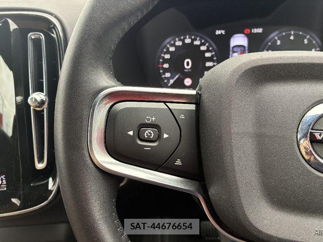 Volvo XC40 2021-08 6817881-15