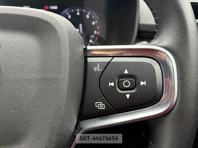 Volvo XC40 2021-08 6817881-16
