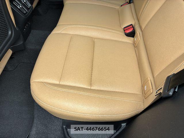 Volvo XC40 2021-08 6817881-28