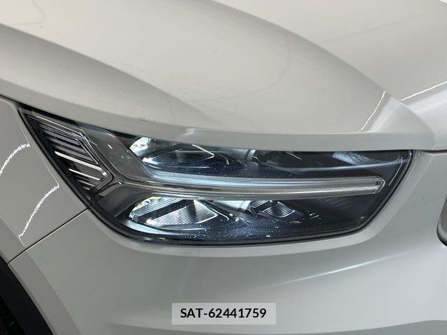 Volvo XC40 2022-03 6817884-14