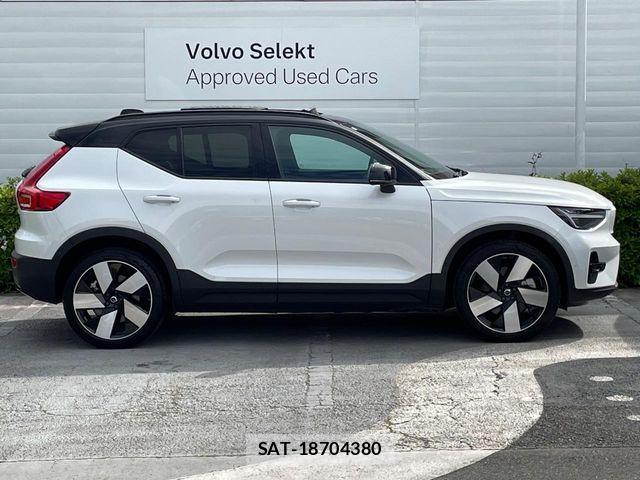 Volvo XC40 2023-07 6915060-18