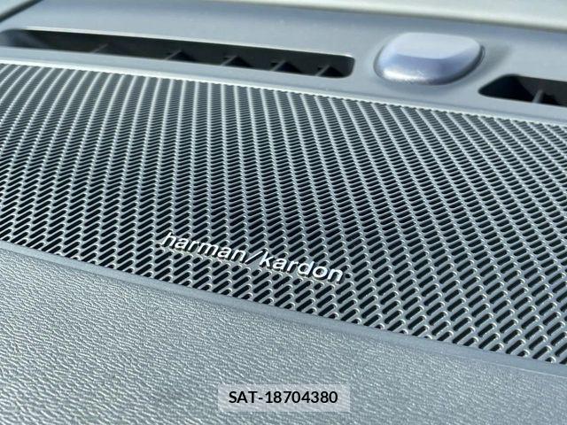 Volvo XC40 2023-07 6915060-5