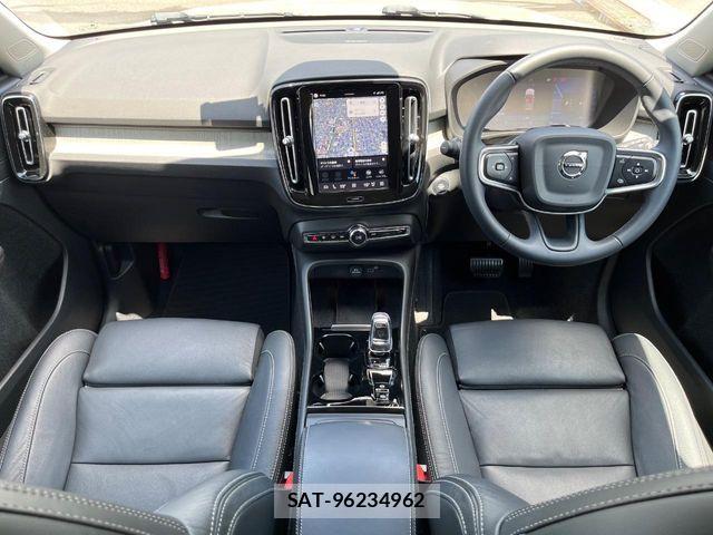 Volvo XC40 2024-10 6915062-1