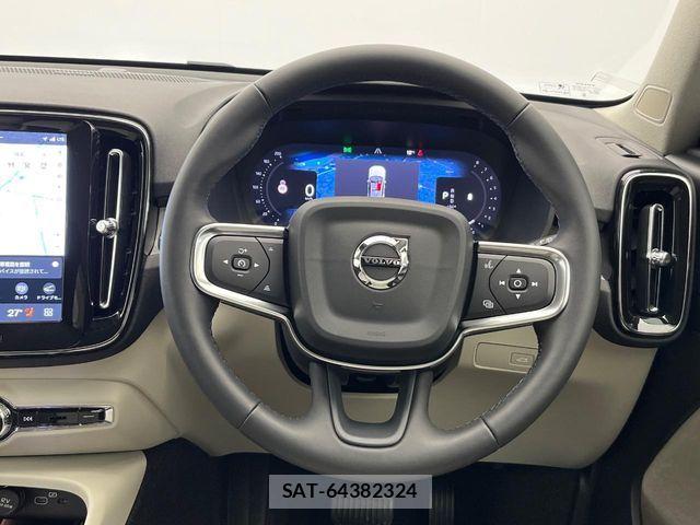 Volvo XC40 2024-06 6915059-9