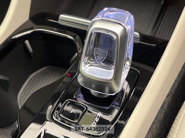 Volvo XC40 2024-06 6915059-10