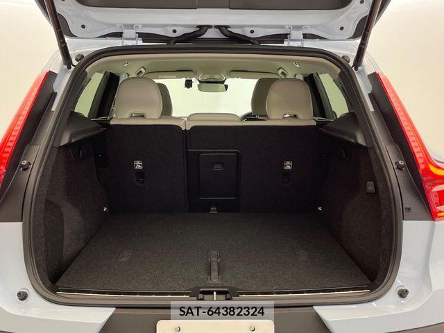 Volvo XC40 2024-06 6915059-14
