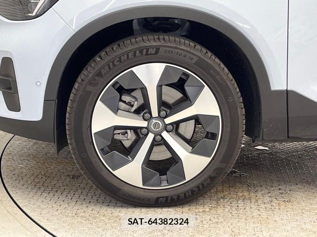 Volvo XC40 2024-06 6915059-16