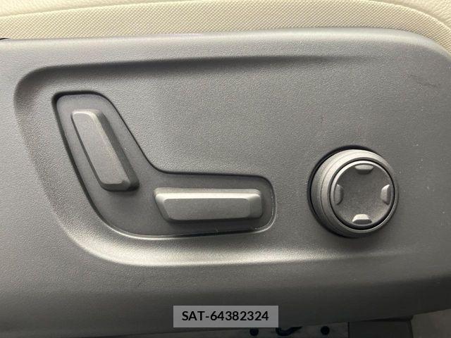 Volvo XC40 2024-06 6915059-7