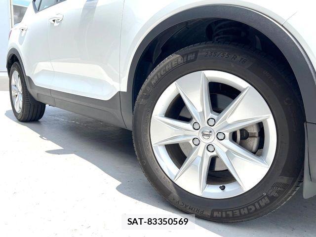 Volvo XC40 2022-09 6915066-15