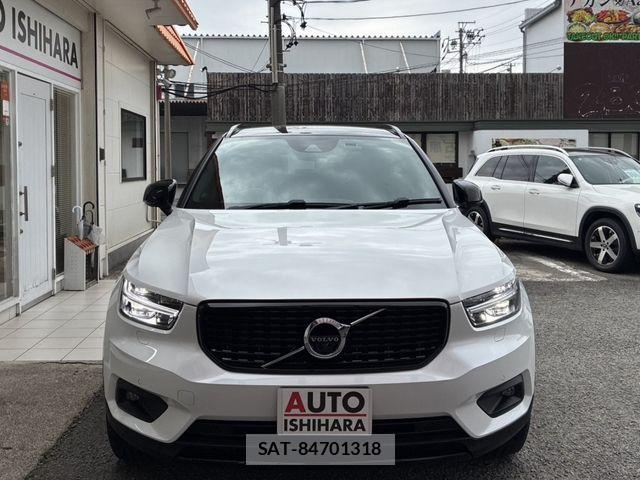 Volvo XC40 2021-06 6915073-0