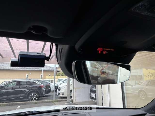 Volvo XC40 2021-06 6915073-18