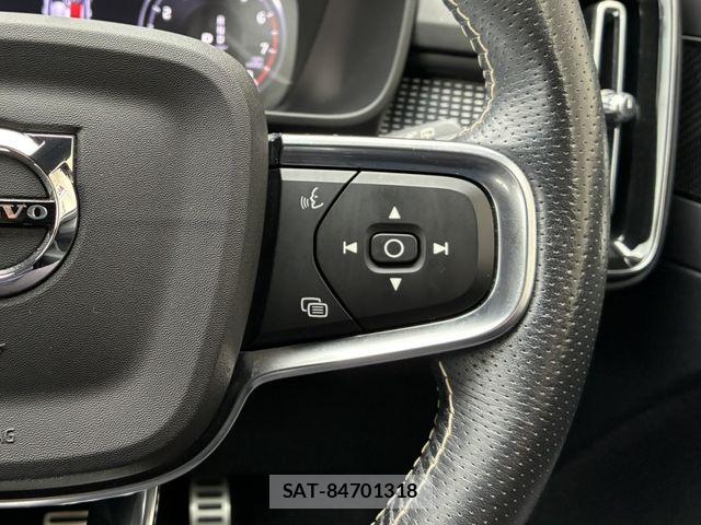 Volvo XC40 2021-06 6915073-21