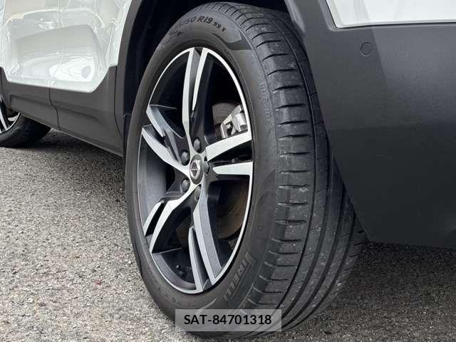 Volvo XC40 2021-06 6915073-6
