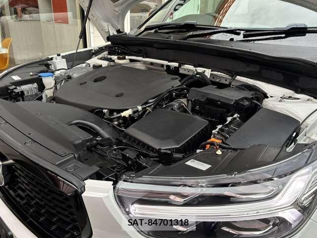Volvo XC40 2021-06 6915073-8