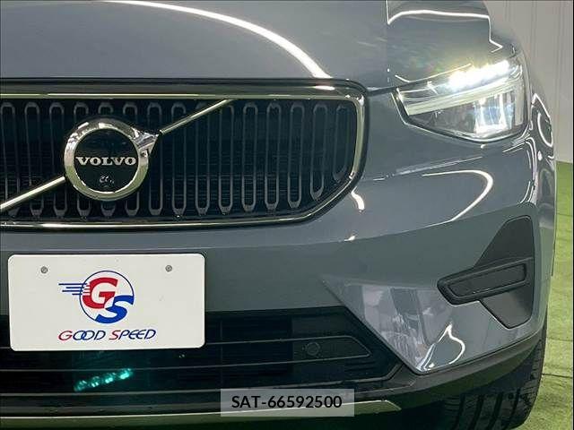 Volvo XC40 2022-09 6999054-19