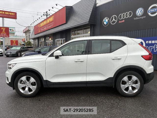 Volvo XC40 2021-05 7021852-25