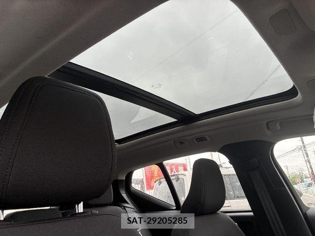 Volvo XC40 2021-05 7021852-8