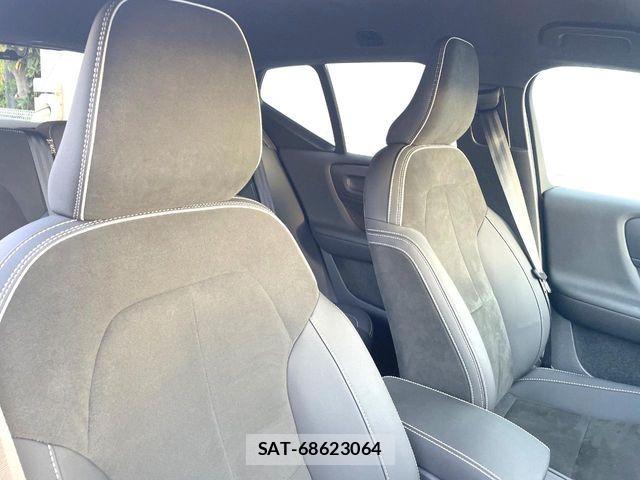 Volvo XC40 2024-03 7061270-9