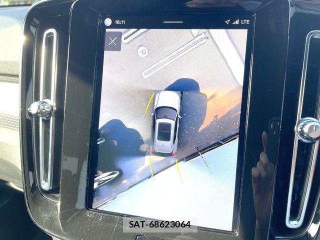 Volvo XC40 2024-03 7061270-5