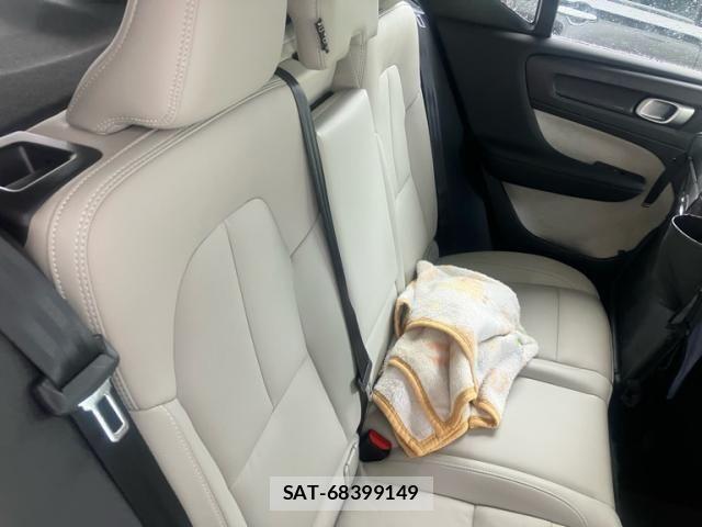 Volvo XC40 2023-09 7061272-13