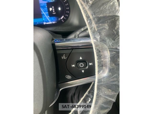 Volvo XC40 2023-09 7061272-15