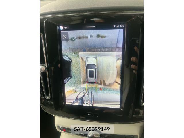 Volvo XC40 2023-09 7061272-20