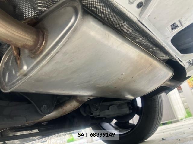 Volvo XC40 2023-09 7061272-7