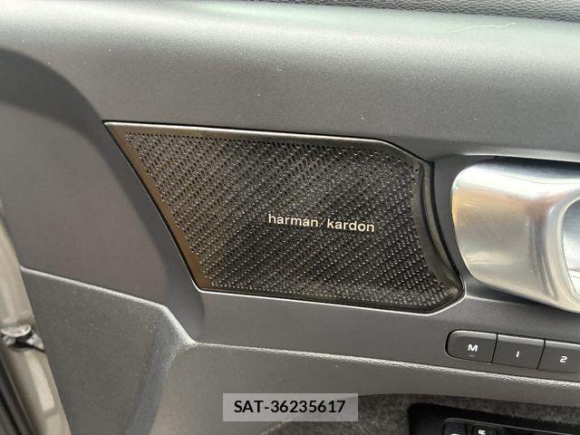 Volvo XC40 2022-01 7061271-28