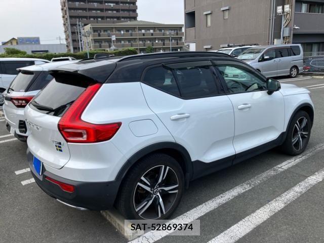 Volvo XC40 2020-01 7061277-6