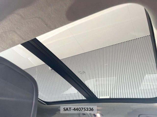Volvo XC40 2021-05 7061275-4
