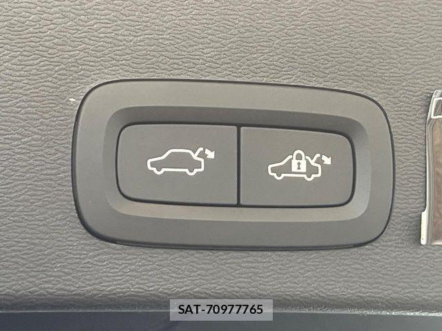Volvo XC40 2018-11 7226793-9