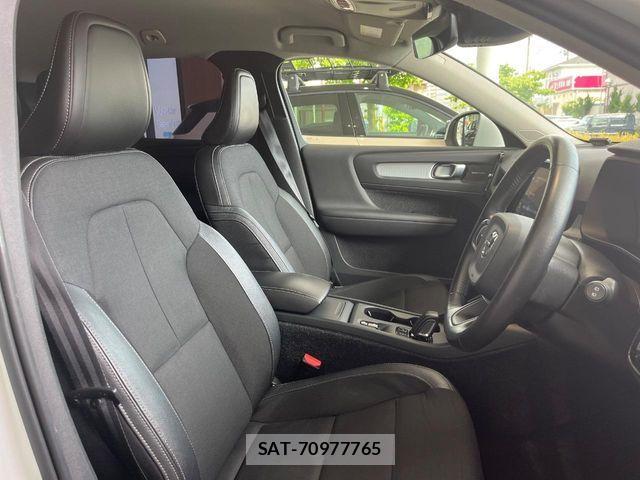 Volvo XC40 2018-11 7226793-11