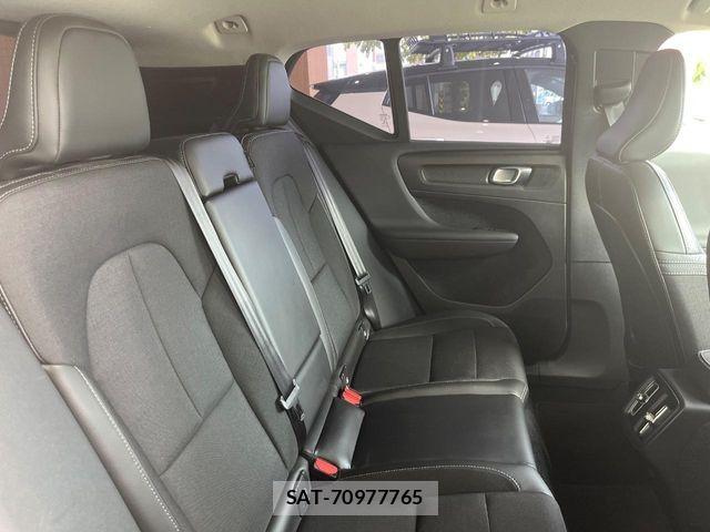 Volvo XC40 2018-11 7226793-12
