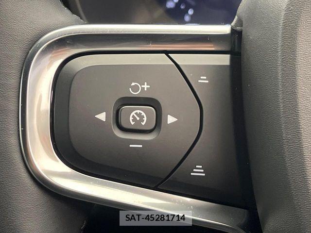 Volvo XC40 2024-11 7226813-9