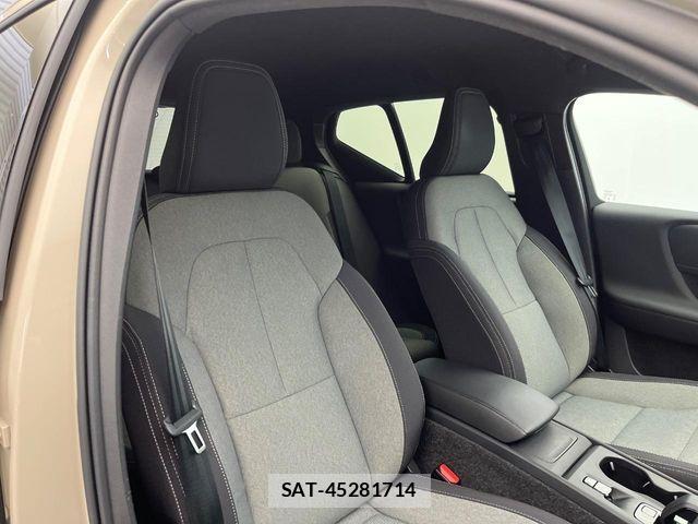 Volvo XC40 2024-11 7226813-11