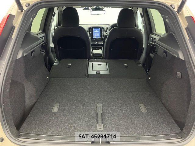 Volvo XC40 2024-11 7226813-13