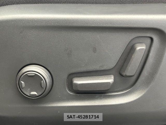 Volvo XC40 2024-11 7226813-7