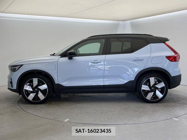 Volvo XC40 2023-07 7226806-17