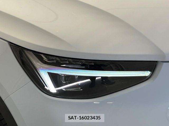 Volvo XC40 2023-07 7226806-19