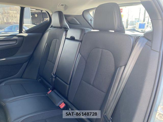 Volvo XC40 2019-05 7226800-14