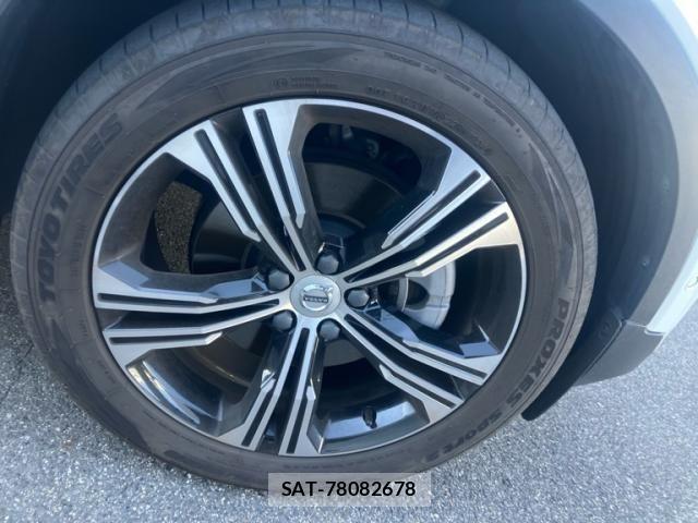 Volvo XC40 2021-08 7226799-5