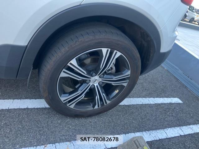 Volvo XC40 2021-08 7226799-7