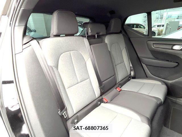 Volvo XC40 2021-07 7226801-12