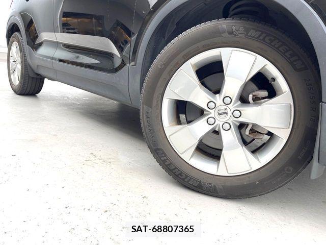Volvo XC40 2021-07 7226801-15